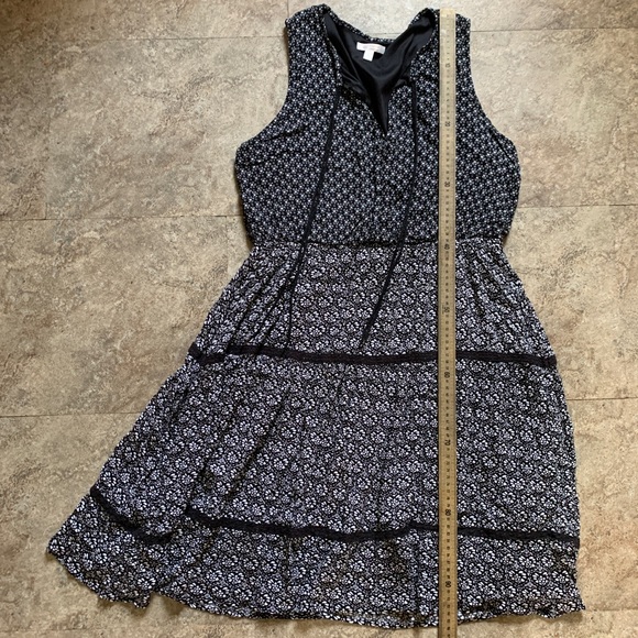 Lauren Conrad Dress - Picture 3 of 6